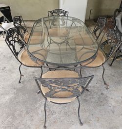 Cast Iron Patio Dining Set 7 Pc Glass Top Table & 6 Chairs