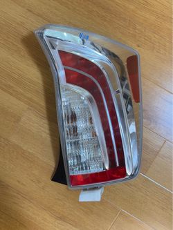2015 Toyota Prius Passenger Side Rear Taillight (RH)