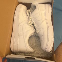 Air Force 1s Size 9 wmns