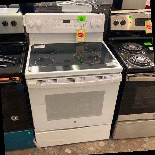 GE Electric Oven/Stove JBS60DKwW 30 In 5.3