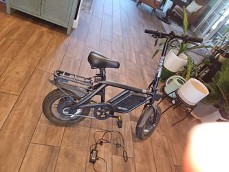 Jetson Atlas Pro 14" Electric Bike with Racklt Cargo