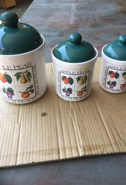 Kitchen canisters