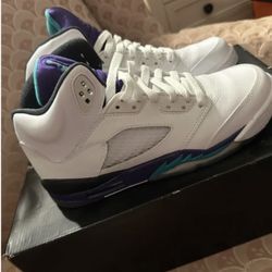 Jordan Men’s 6.5 Grape New From Nike!