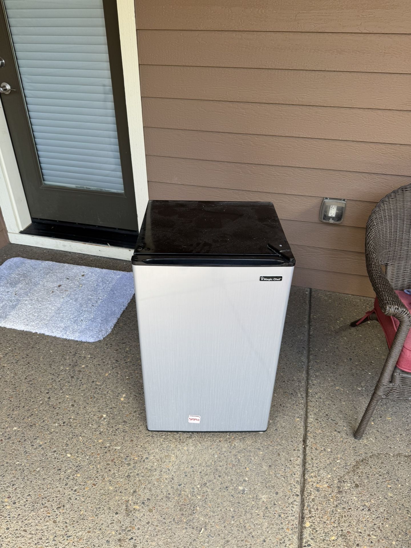 Mini Fridge