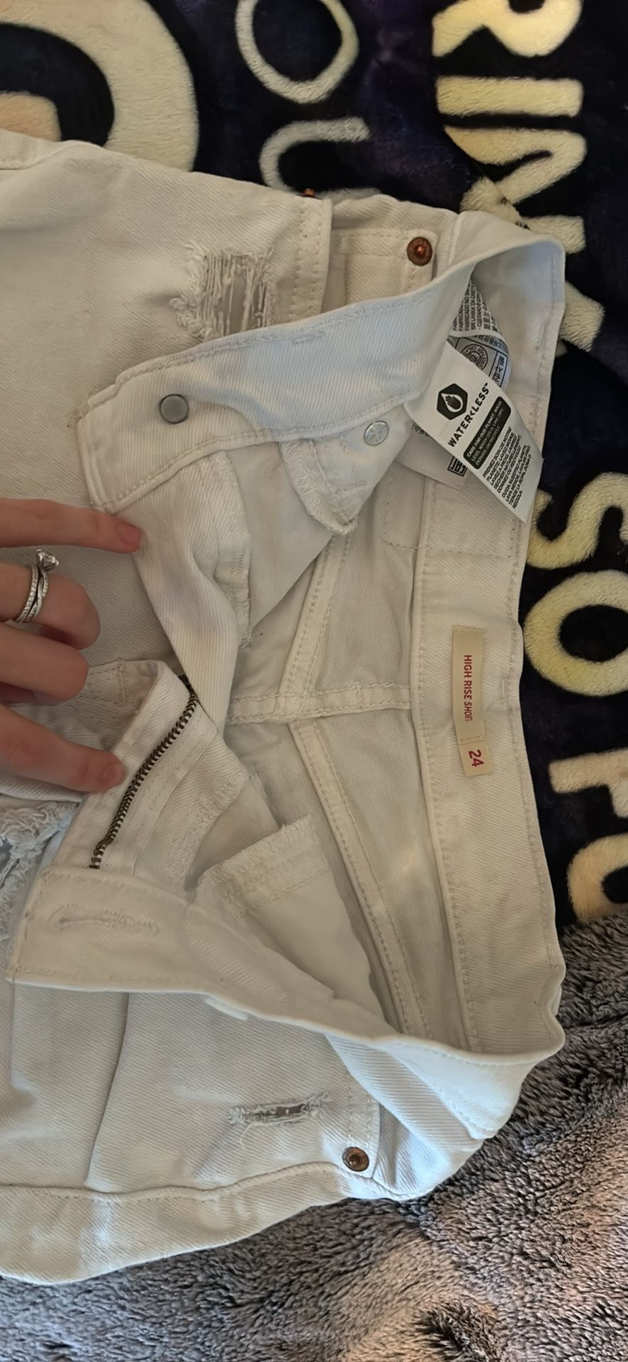 Levi Women’s Shorts