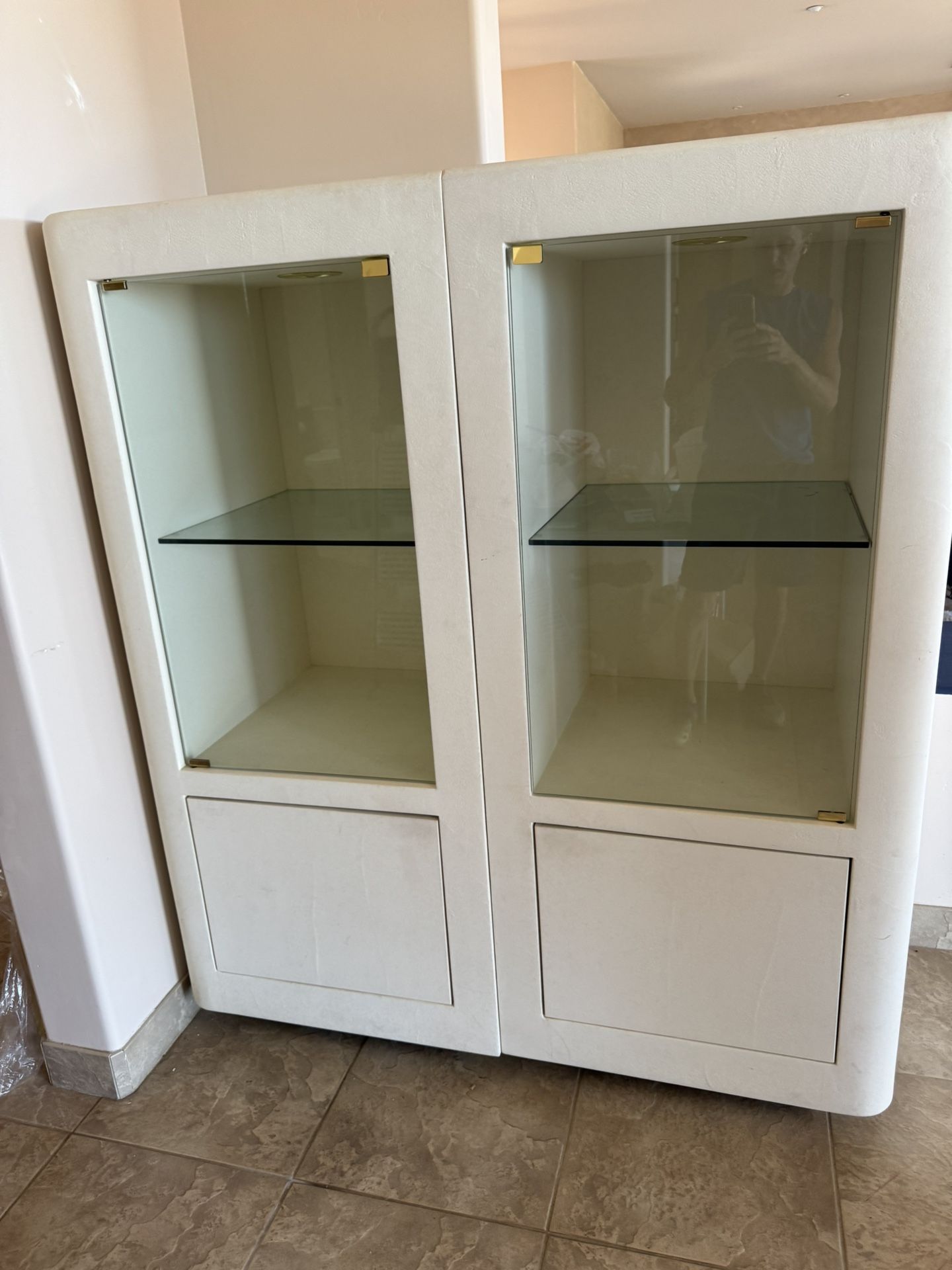 White China Hutch Curio Cabinet Display Cases