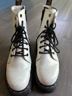 Doc Martens Jadon white Sz 6 women