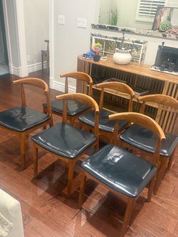 Stunning set of 6 Mcm dining chairs