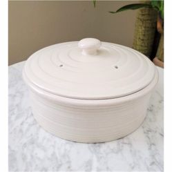 Crate & Barrel Farmhouse Stoneware Pancake, Waffle, or Tortilla Warmer Holder, New
In Box