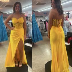 New With Tags Corset Beaded Bodice Long Formal Dress & Prom Dress $220