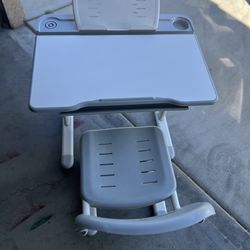 Kids desk with chair