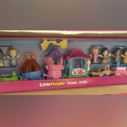 New In Box Fisher-Price Little People Disney Princess Parade Figure & Vehicle Set