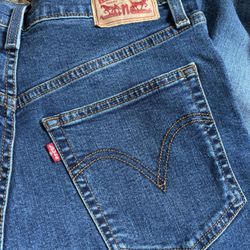 Levi’s  Ribcage Straight Ankle