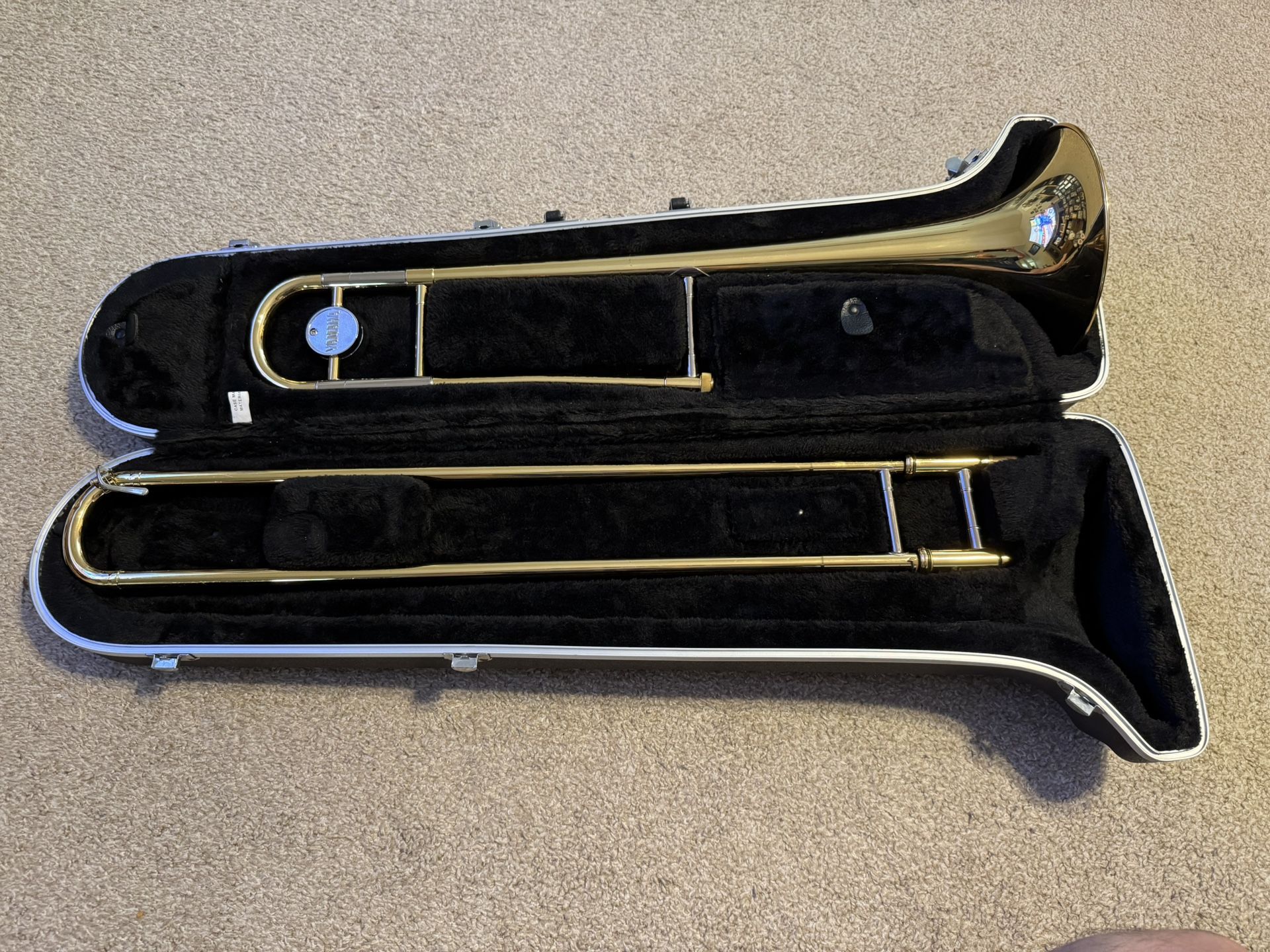 Yamaha YSL-354 Trombone w/ Case, Mouthpiece & Accessories