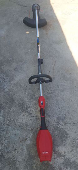 Milwaukee M18 FUEL Brushless String Trimmer