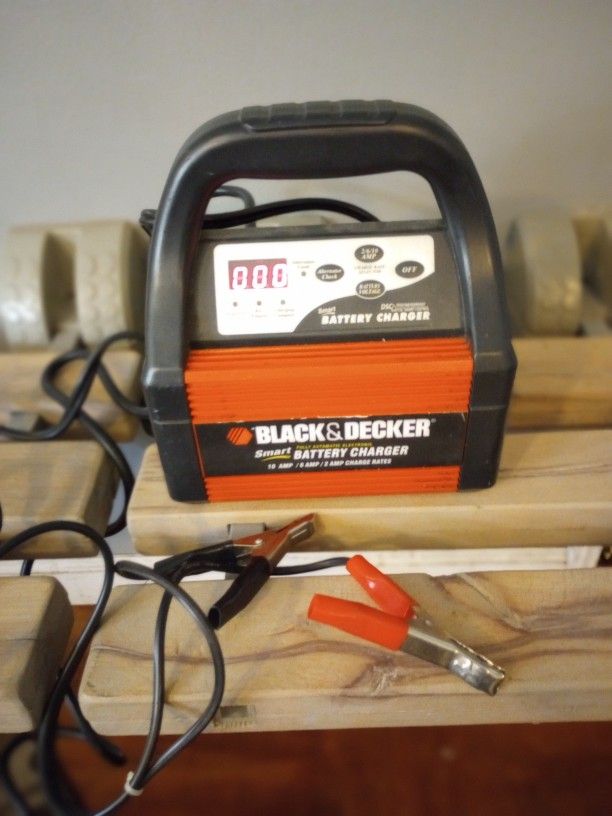 Black & Decker Battery Charger