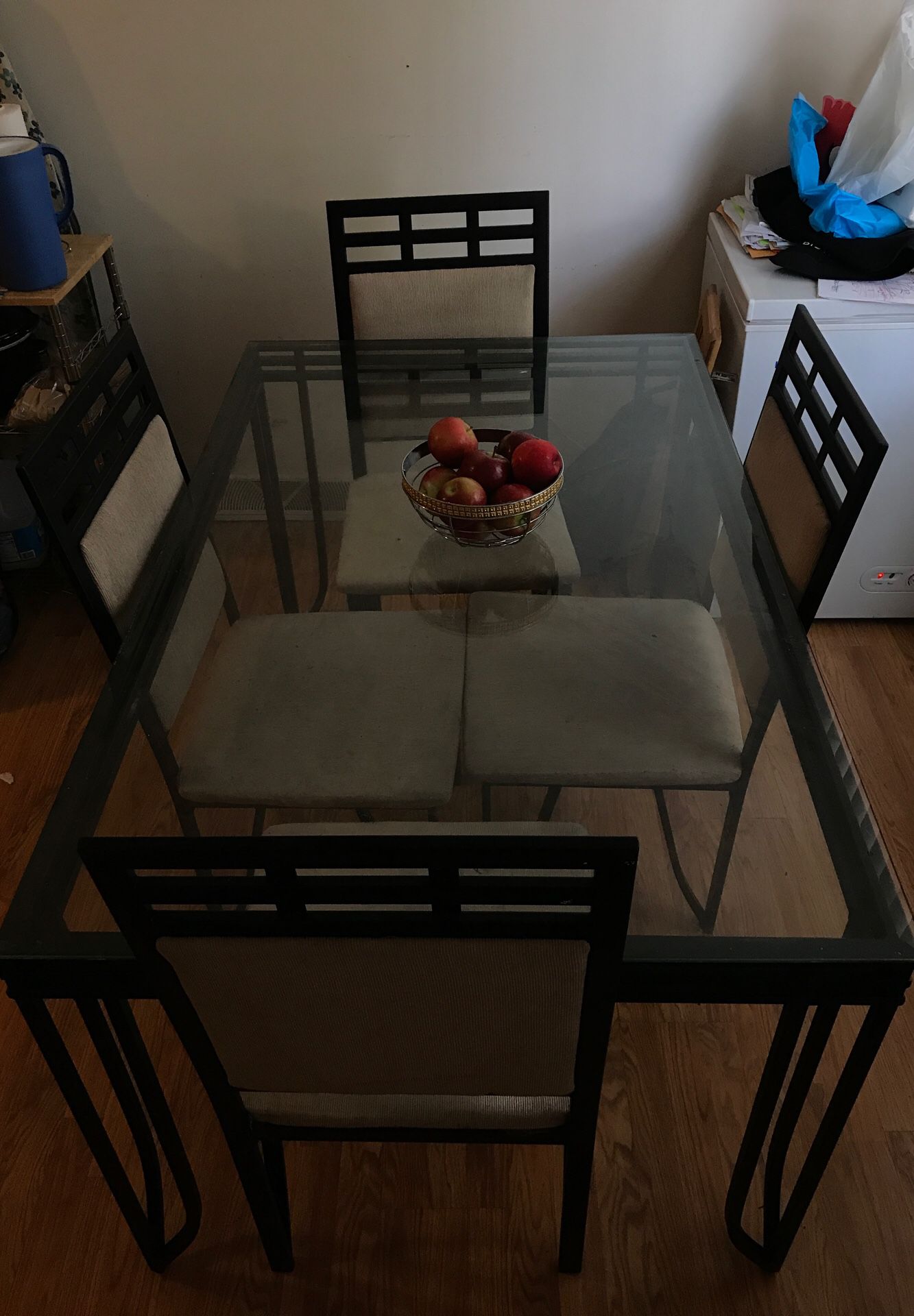 Dining table /with chairs