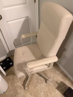 Cream High-Back Office Chair