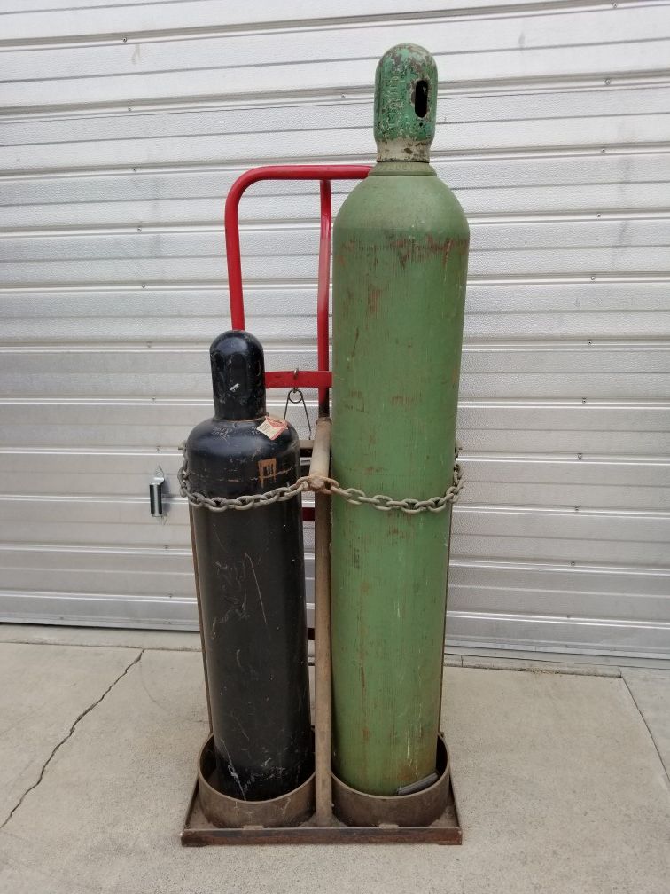Oxygen and acetylene tanks for Sale in Bakersfield, CA - OfferUp