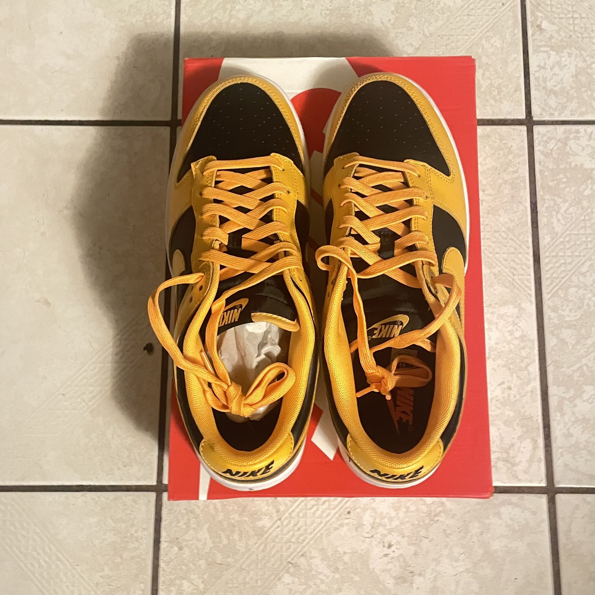 Nike Dunk Low Championship Goldenrod