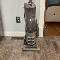 Vacuum Cleaner 