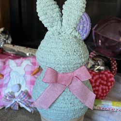 Easter Decor 