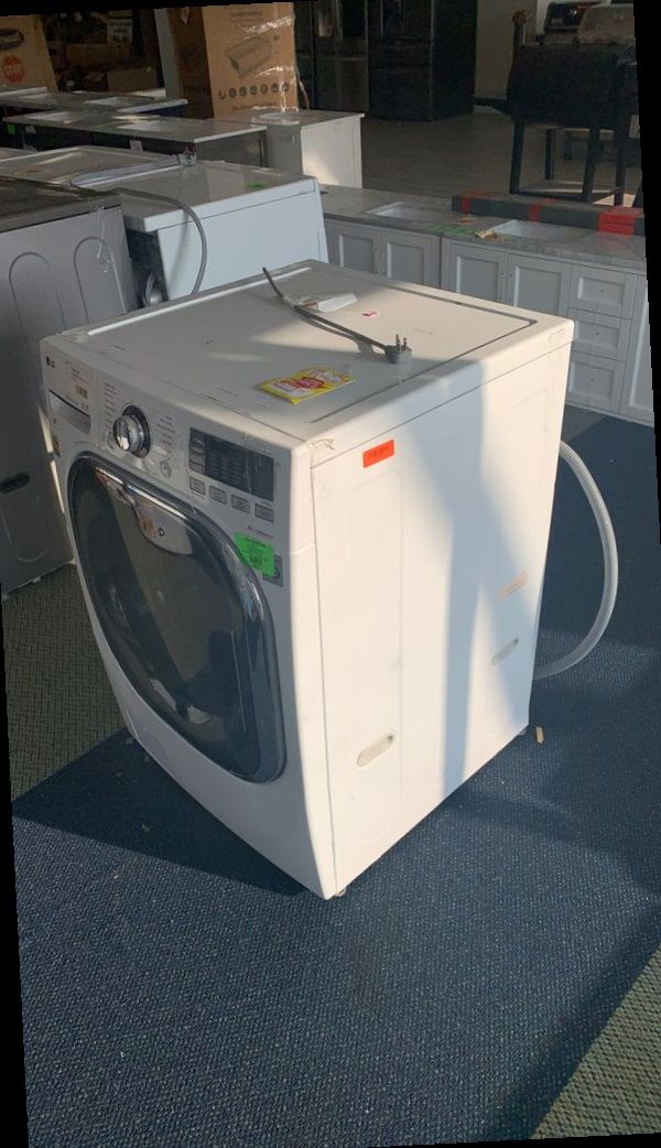 LG WASHER AND DRYER COMBO ORPE7