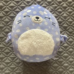 Squishmallows 8 Gianna Spotted Seal Periwinkle Plush Stuffed Animal"
