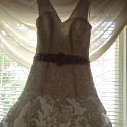 Wedding dress