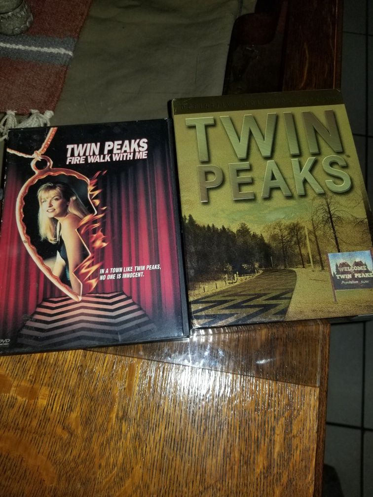 Twin peaks series and movie