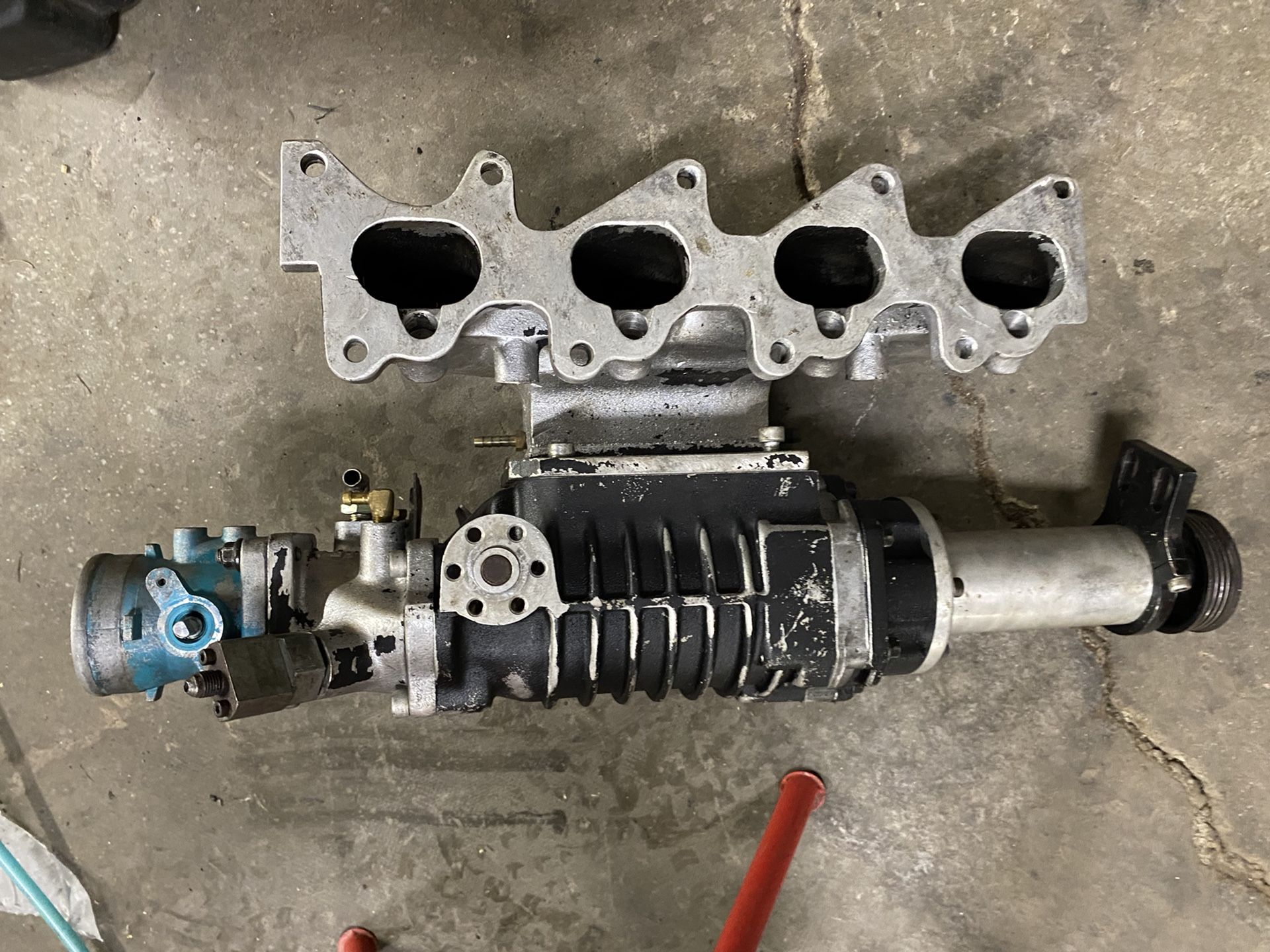 Hyundai Tiburon Supercharger Setup