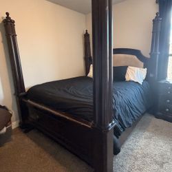 Solid Wood Bedroom Set - California King