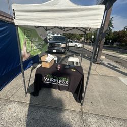 FREE PHONES!! In Front Of Walgreens On Harding Way 