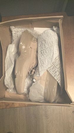 Steve Madden tennis shoes