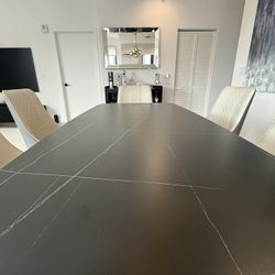Modern Dining Set For 6
