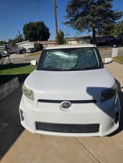 2012 Toyota Scion xB