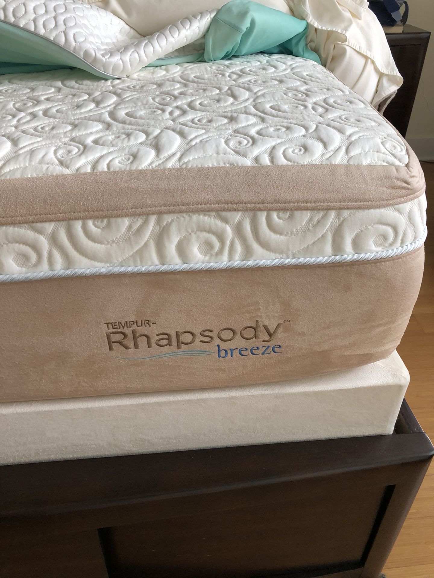 Tempur Pedic Rhapsody Breeze
