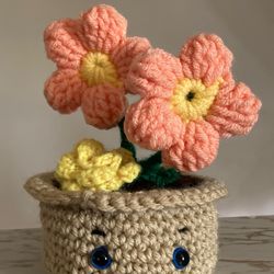 Crochet Flower Pot Amigurumi 
