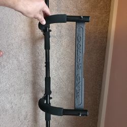 Pull Up Bar