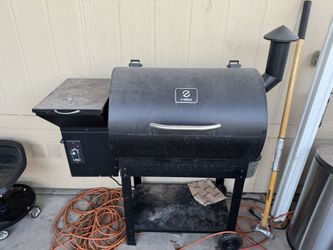 Z Grills Pellet Smoker