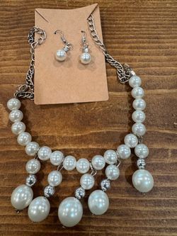 Necklace set