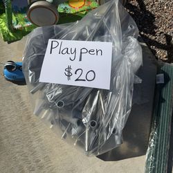 Indoor/Outdoor Playpen