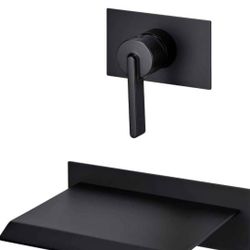 SITGES High Flow Wall Mount Tub Filler