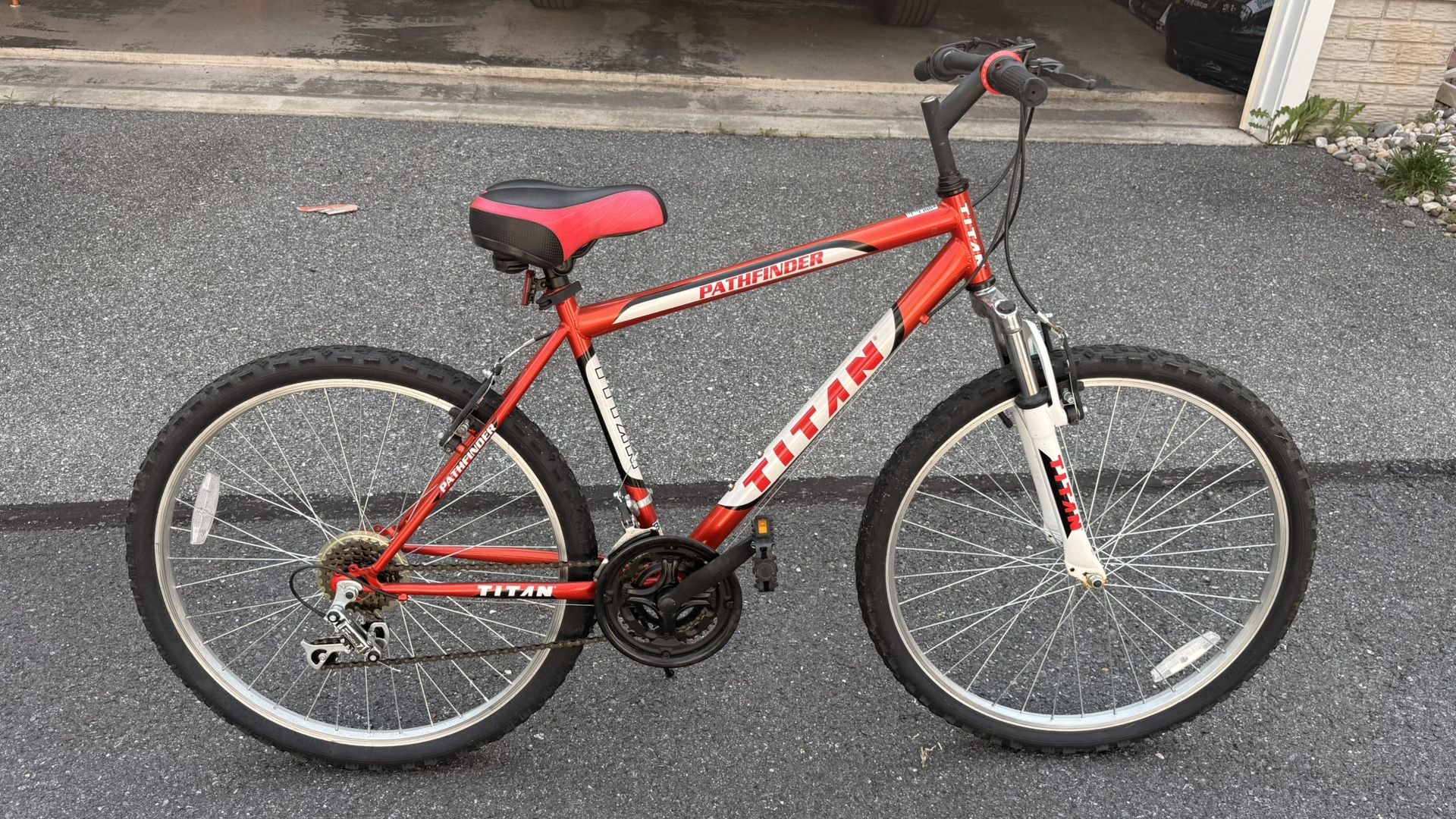 Titan Pathfinder Mens 18-Speed All Terrain Mountain Bike with Front Shock Suspension