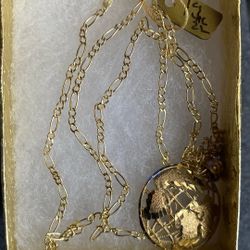 14k gold  chain 22 inch