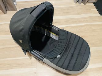Britax Baby Bassinet 