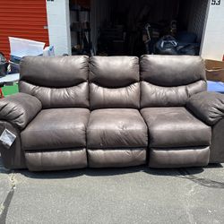 Ashley Signature Design Electric Power Reclining Sofa Works With Tags 