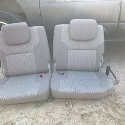 toyota ford runner seats