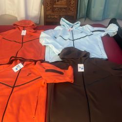 Nike techs all sizes and colors brand new 100% real authentic