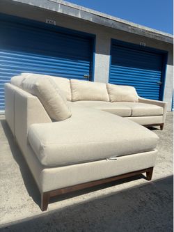 Beige Sectional Couch from Living Spaces 🛻Delivery Available🛻